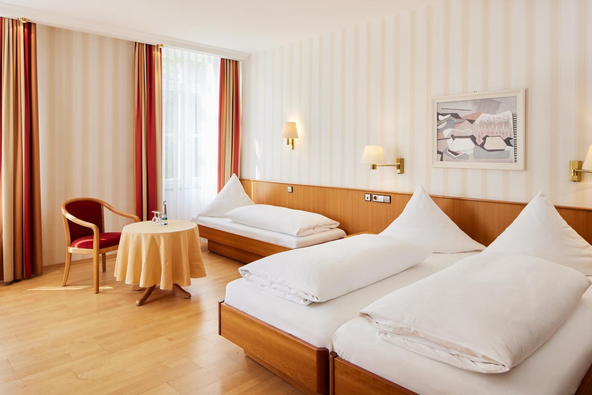 Hotel Zum Schiff フライブルク エクステリア 写真
