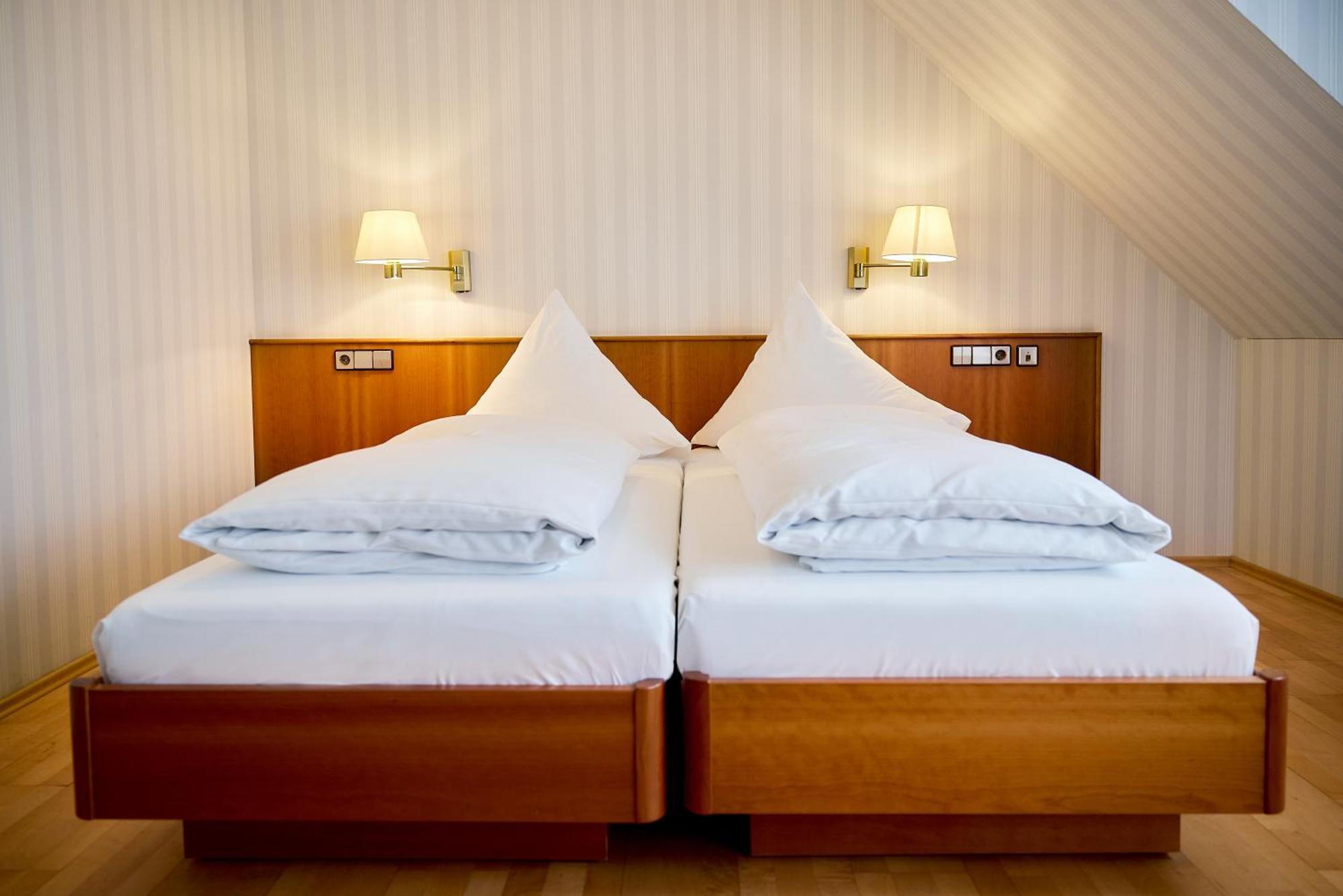 Hotel Zum Schiff フライブルク エクステリア 写真